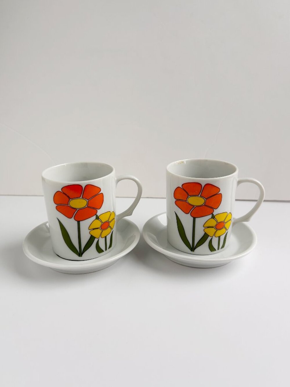 Vintage 70s Floral Mugs